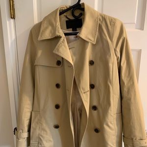 JCrew classic beige trench coat size 4